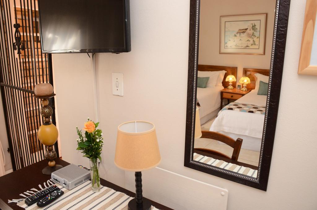 Simonsberg Guest House Stellenbosch Phòng bức ảnh