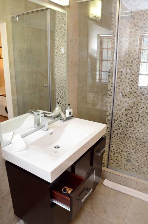 Simonsberg Guest House Stellenbosch Phòng bức ảnh